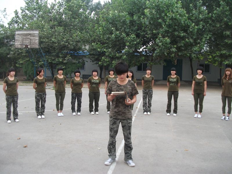 002.jpg