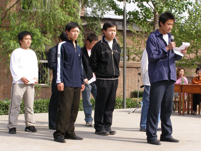 02.jpg